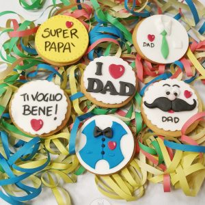 -	BISCOTTI DECORATI